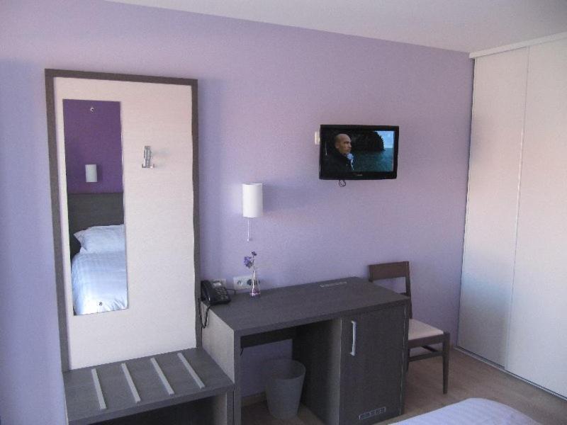 Hotel Cantal Cottages Saint-Georges  Bagian luar foto