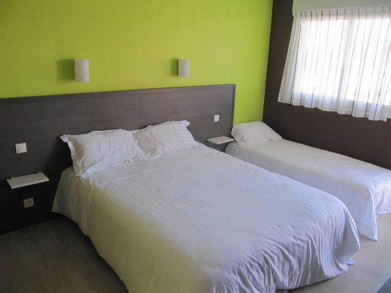 Hotel Cantal Cottages Saint-Georges  Bagian luar foto