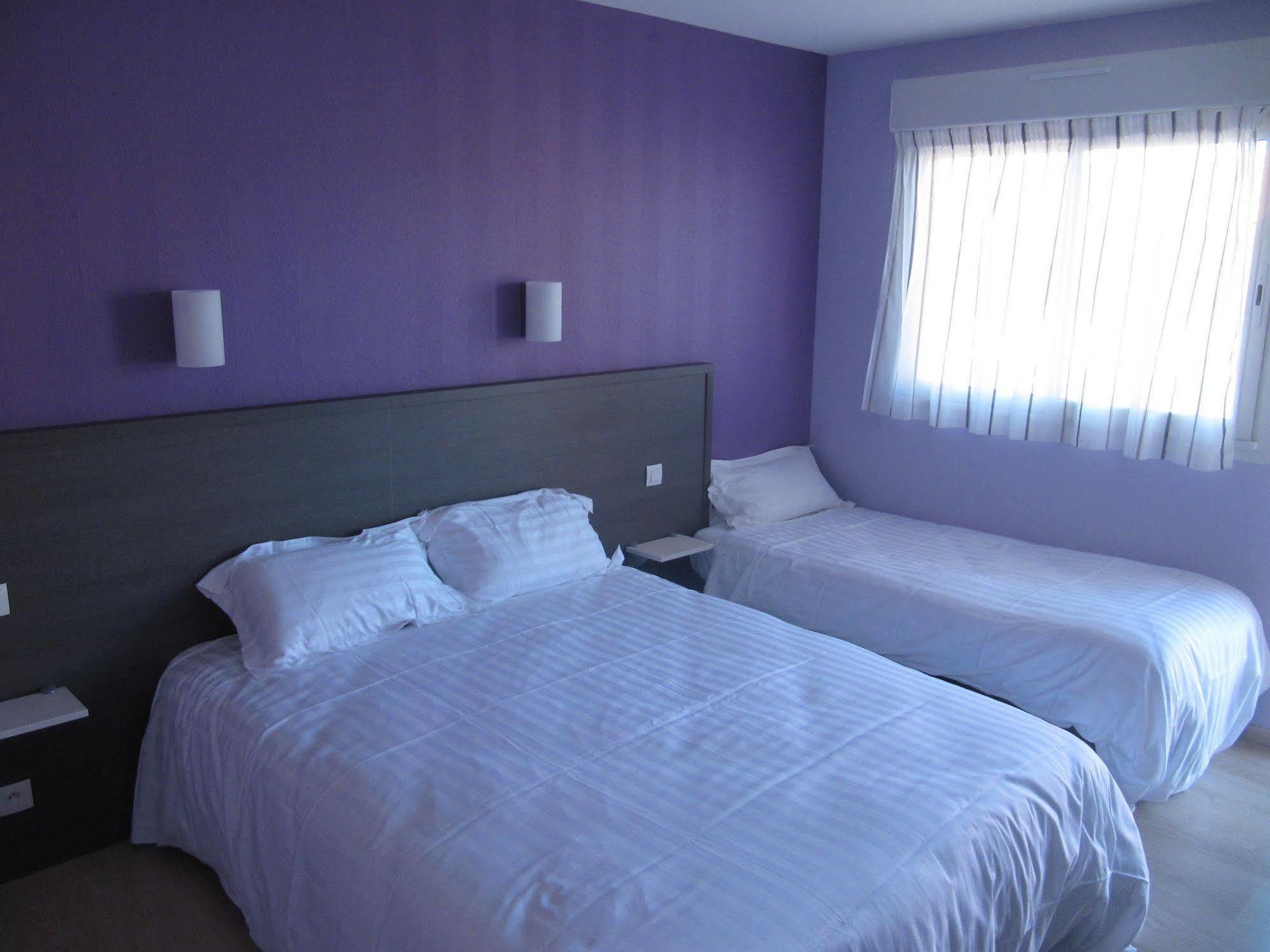 Hotel Cantal Cottages Saint-Georges  Bagian luar foto